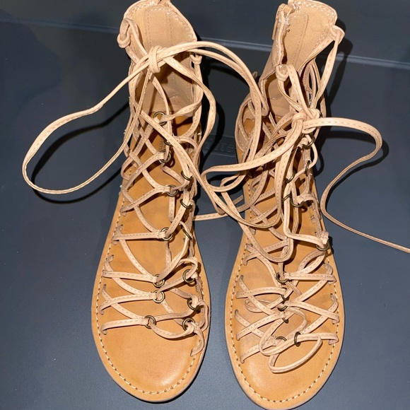 American Eagle Outfitters Shoes Beige Gladiator Sandals Poshmark